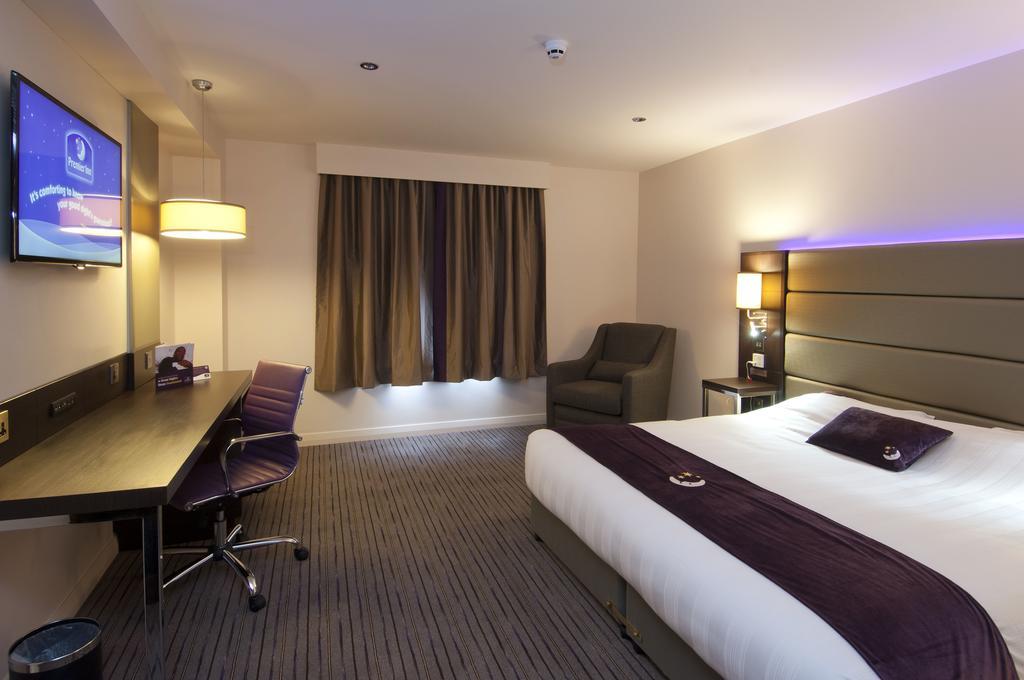 Premier Inn Peterborough - Ferry Meadows Zewnętrze zdjęcie