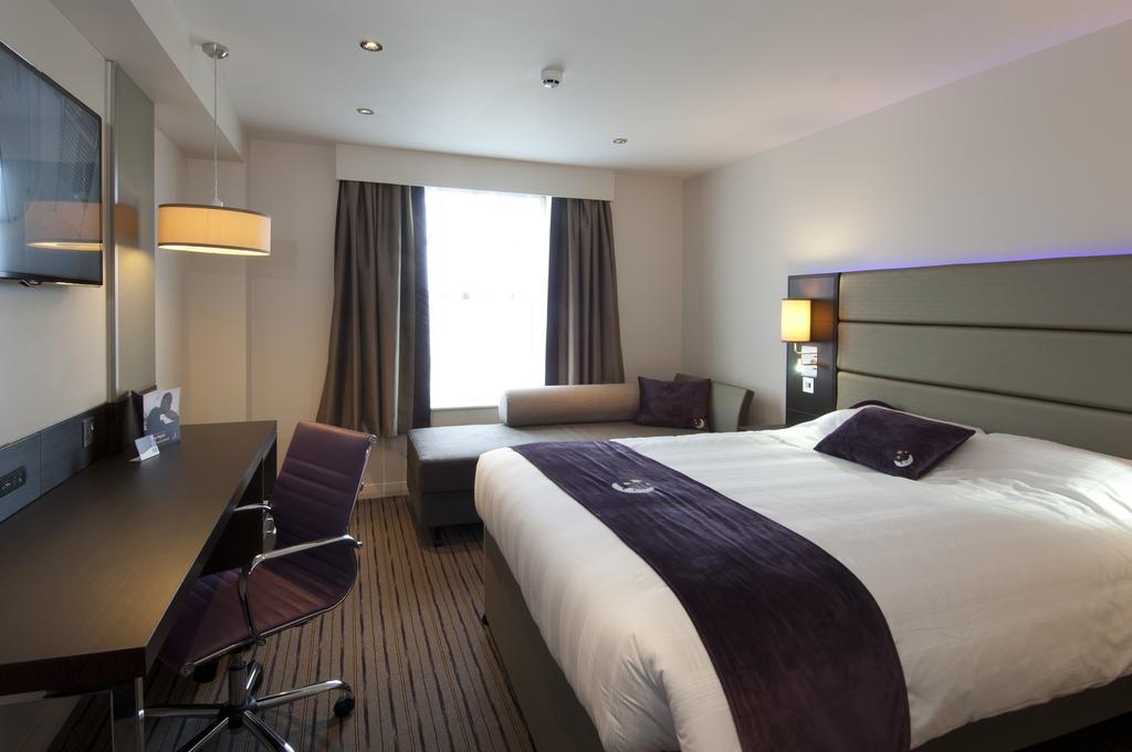 Premier Inn Peterborough - Ferry Meadows Zewnętrze zdjęcie