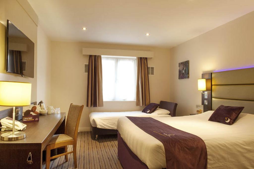 Premier Inn Peterborough - Ferry Meadows Zewnętrze zdjęcie