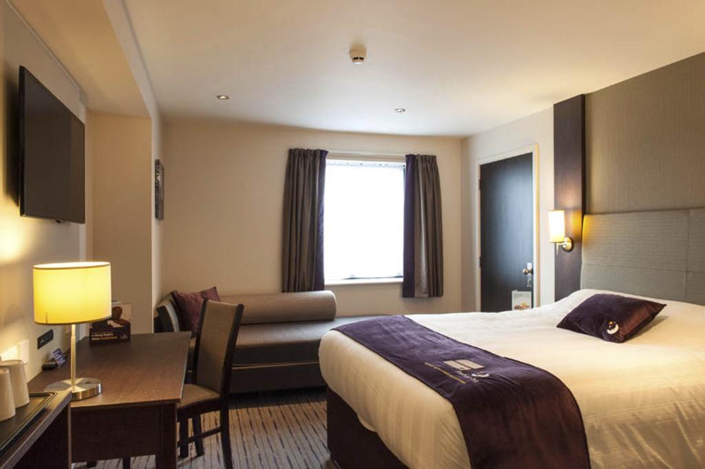 Premier Inn Peterborough - Ferry Meadows Zewnętrze zdjęcie