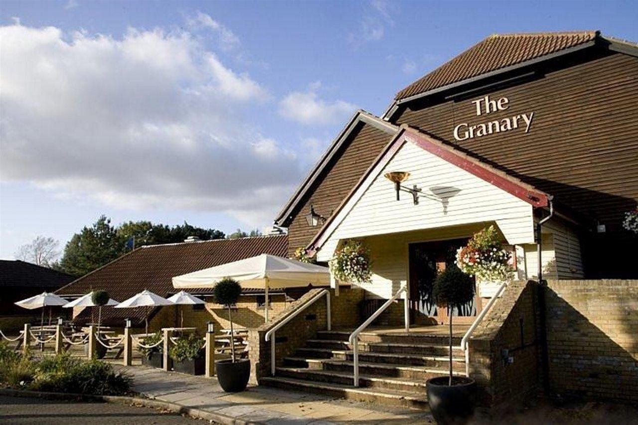 Premier Inn Peterborough - Ferry Meadows Zewnętrze zdjęcie
